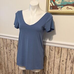 Athleta Gray Short Sleeve Tee